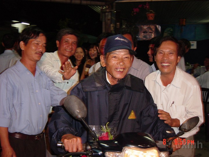 Ky niem KM-40 nam 130.jpg -                                